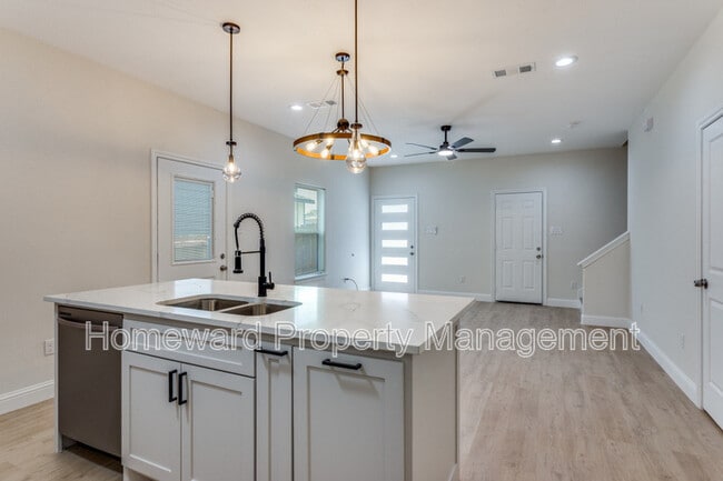 Photo - 8004 Julie Ave