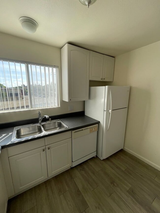 Photo - Mira Monte Apartments