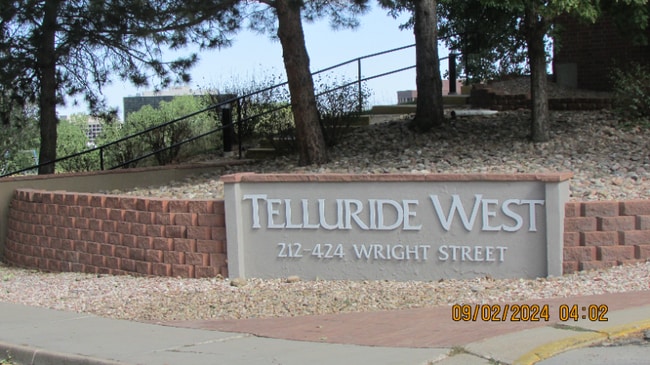 Photo - 420 Wright St