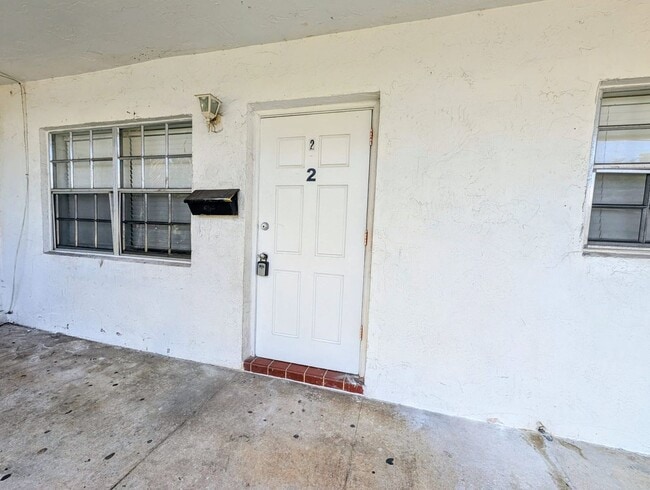 Photo - 208 NW 43rd Ct Unit 2