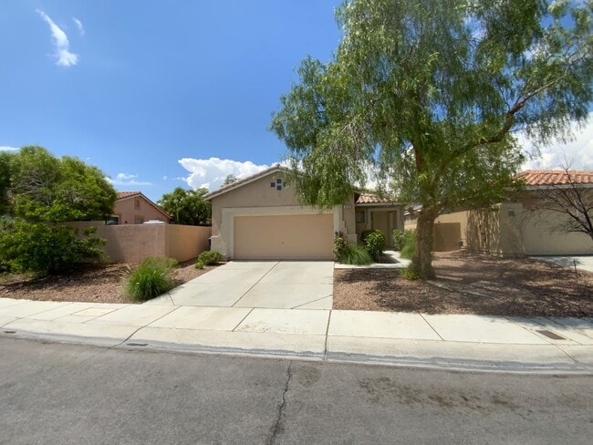 Building Photo - Summerlin single level 3 bd, 2 ba Rental