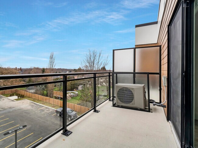 Photo - Uptown Gainsborough