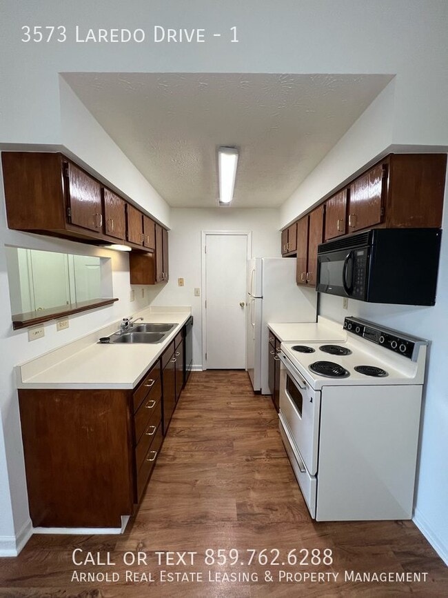 Photo - 3573 Laredo Dr Unit 1