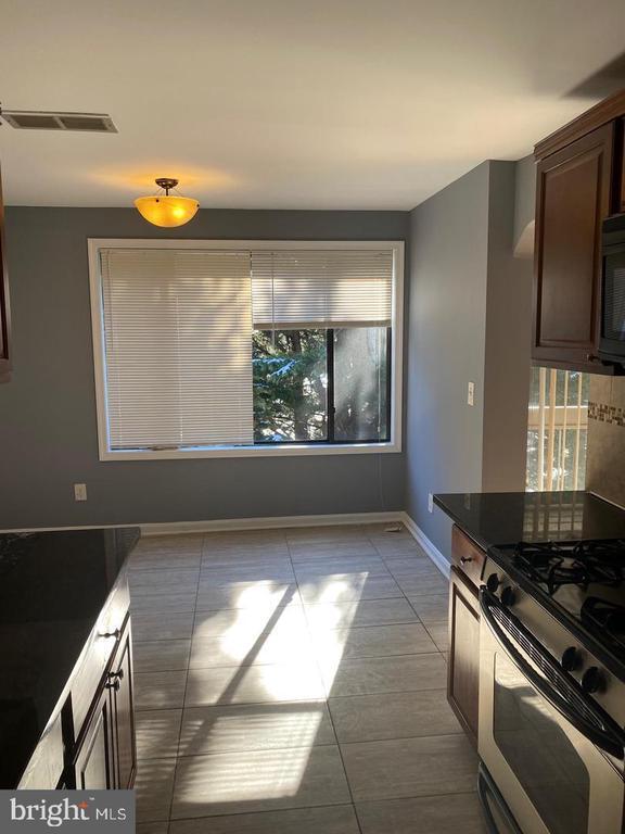 8727 Hayshed Ln Unit 32