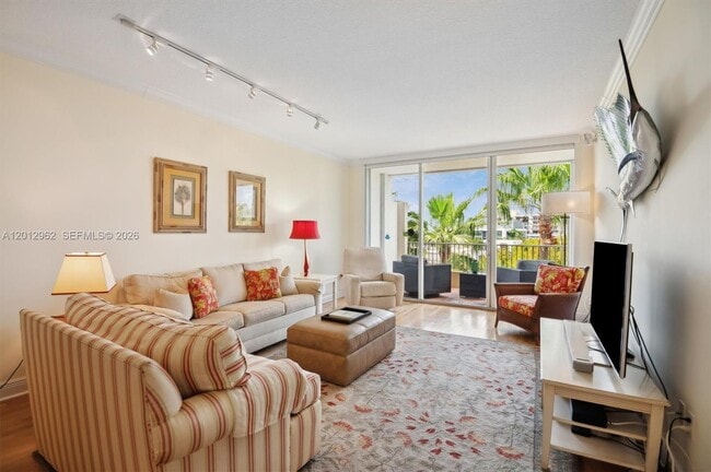 Building Photo - 701 Crandon Blvd Unit PH-1