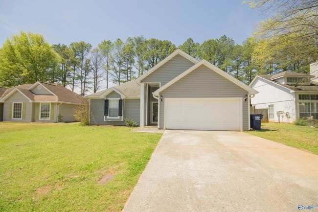 Building Photo - 215 Cypress Creek Dr Rental