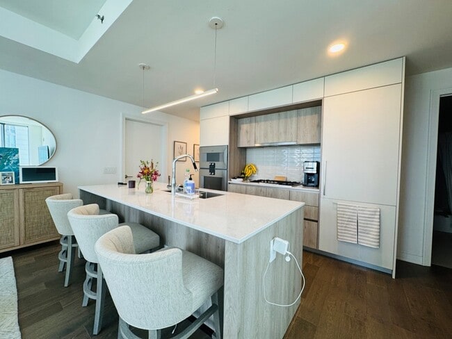 Photo - 211 N Harbor Dr Unit 901