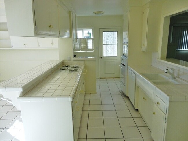 Photo - Beautiful Pool & Spa Home for Lease in Northridge – 3 Bed + Den | 3 Bath