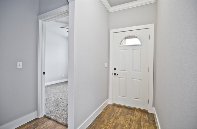 Photo - 308 Alder St