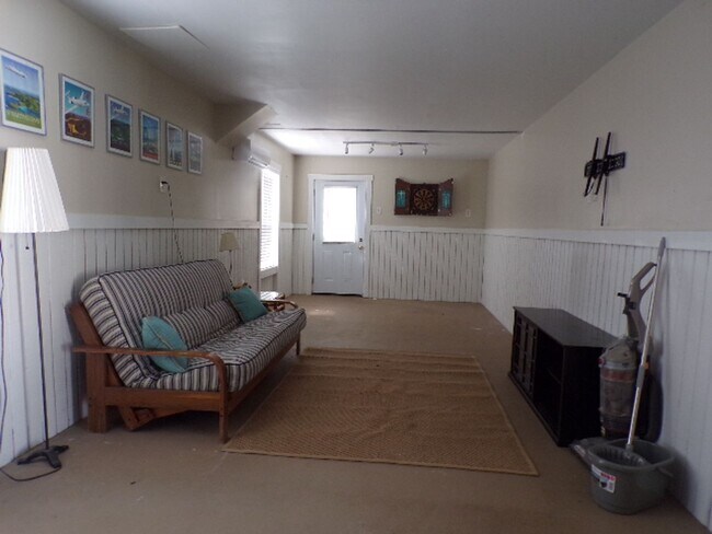Photo - Adorable Home Located In Yacht Cove