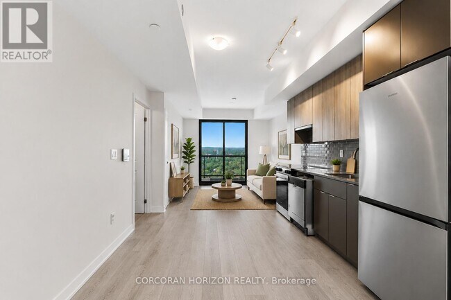 Photo - 2075 Lakeshore Rd. Unit 2607