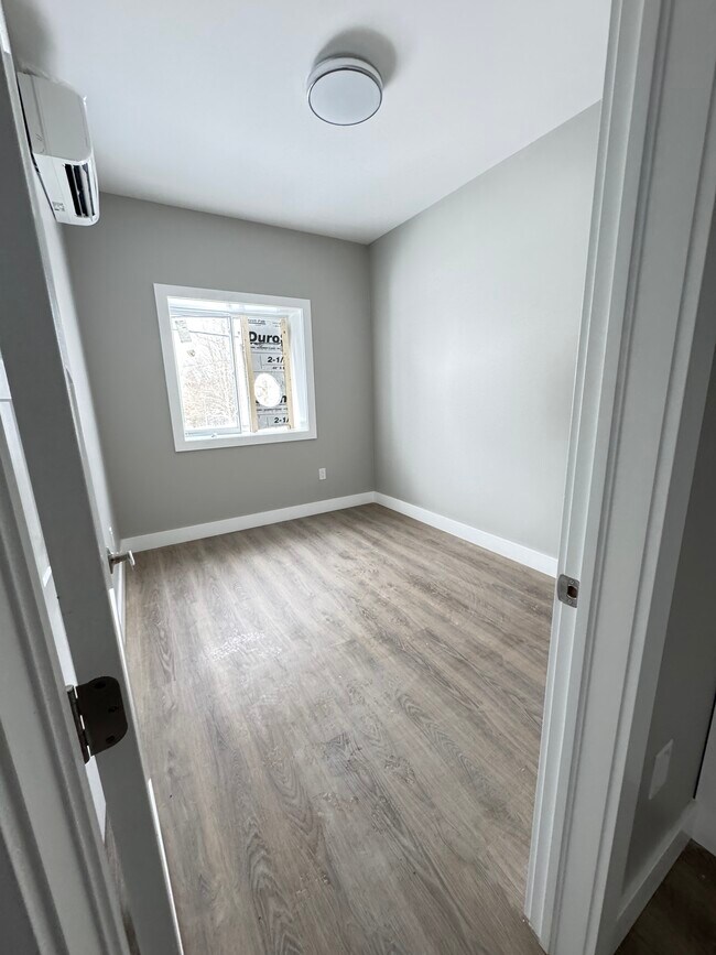 Photo - Unit C1-199 Pine Street Unité C1