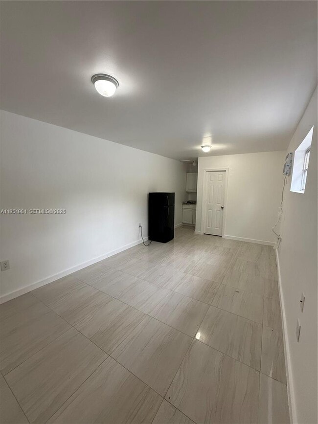 Photo - 4910 SW 98th Avenue Rd Unidad a