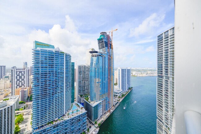 Photo - 485 Brickell Ave Unit FL46-ID1022264P