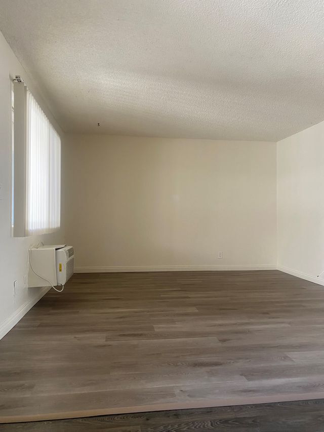 202