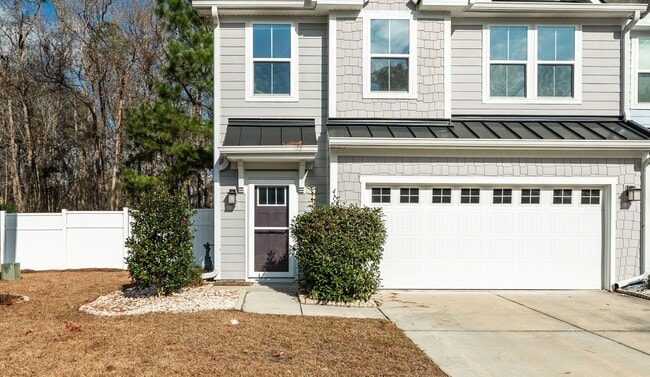 Photo - Relaxed Summerville Living Starts Here!