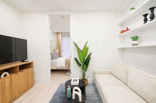 Photo - 515 W 48th St Unidad FL4-ID1022030P