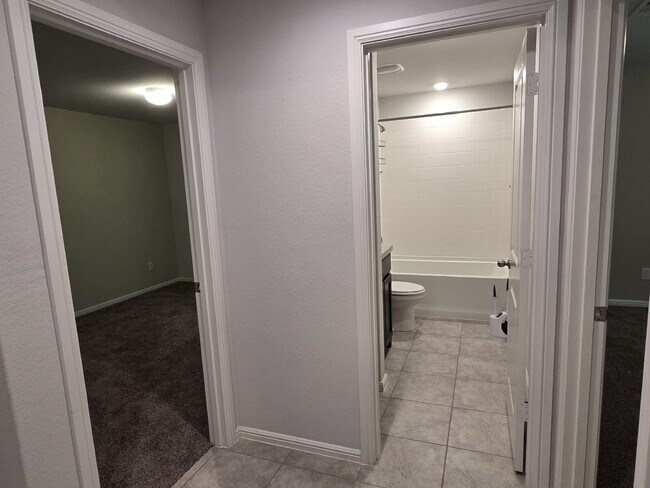 Photo - 3128 Winoak Dr