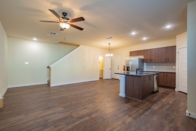Photo - AVAILABLE NOW! GORGEOUS 2 BEDROOM FOUR PLEX LOCATED IN MIDLOTHIAN ISD!