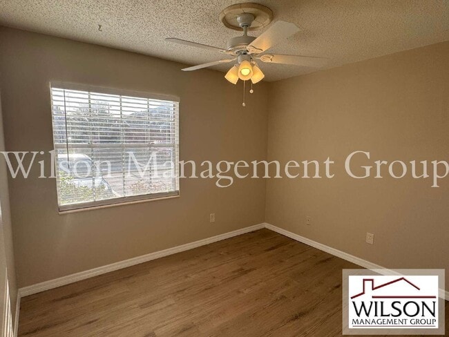 Photo - 1241 Heritage Ln