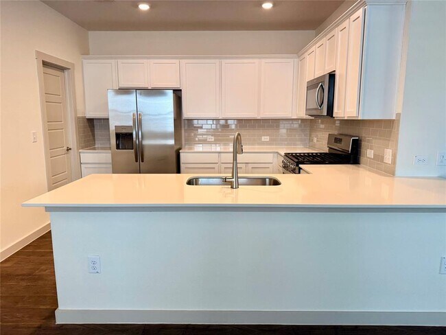 Photo - 14108 Boquist Dr