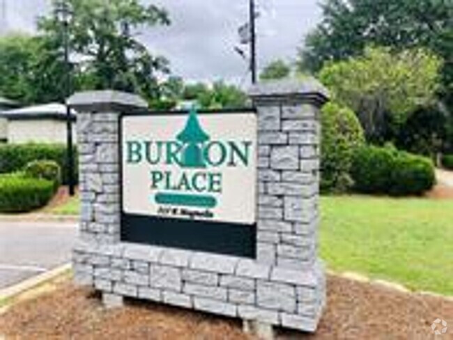 Building Photo - Burton Place Condo #211 Unit 211