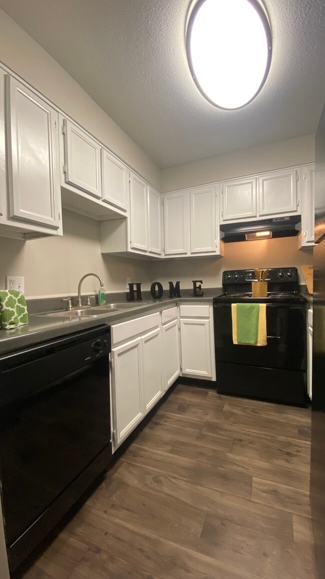 Photo - Trails At Bethabara