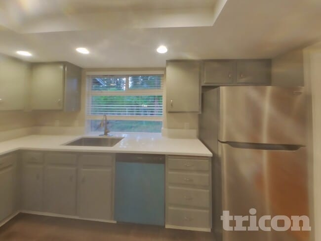 Photo - 7213 NW Rhododendron Pl