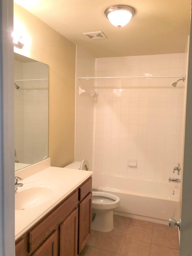 Photo - 21469 W Wallis Dr