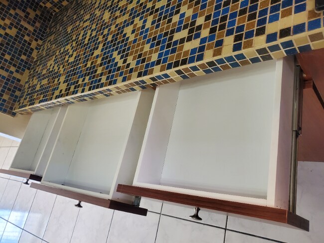 Photo - 43 W 16th Ave