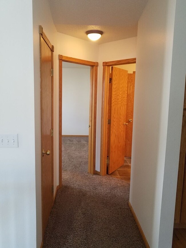 Photo - 1607 51st St SW