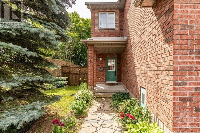 Photo - 2 Borealis Crescent