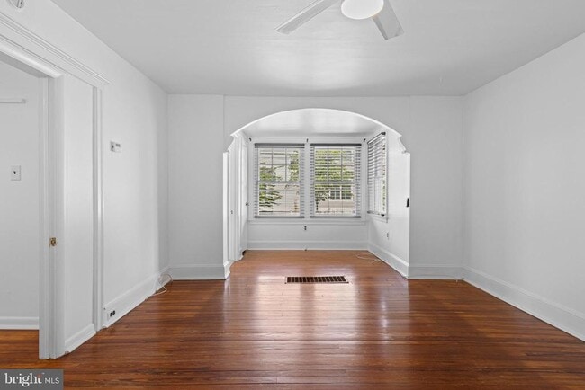 Photo - 153 Conestoga Rd