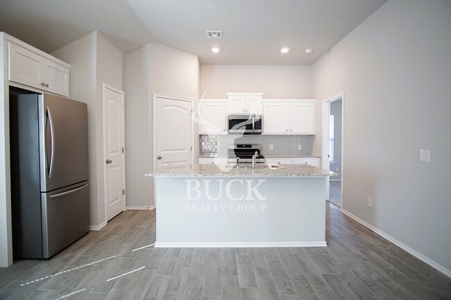 Photo - 19825 Taggert Dr