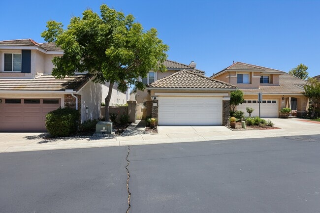 Photo - 18910 Caminito Cantilena Townhome