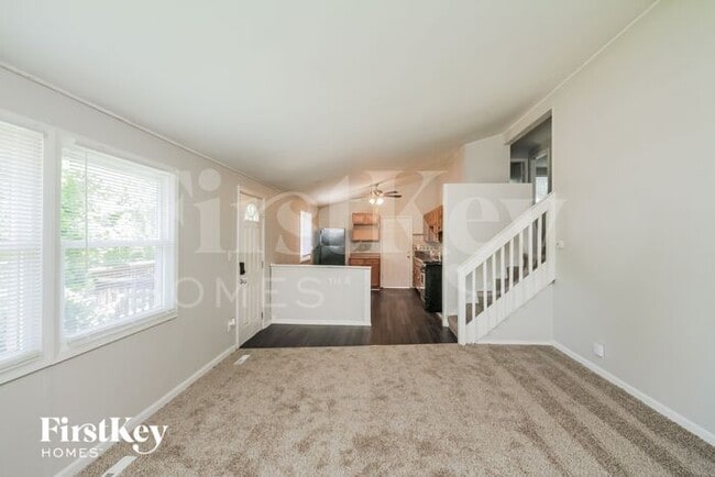 Photo - 905 Garfield Dr