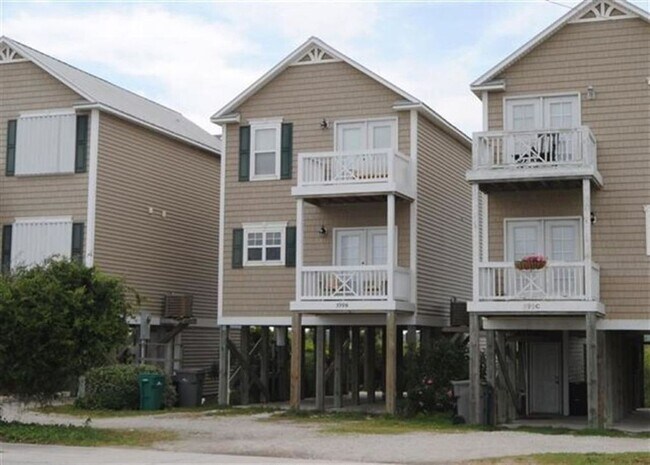 Photo - 399 N New River Dr
