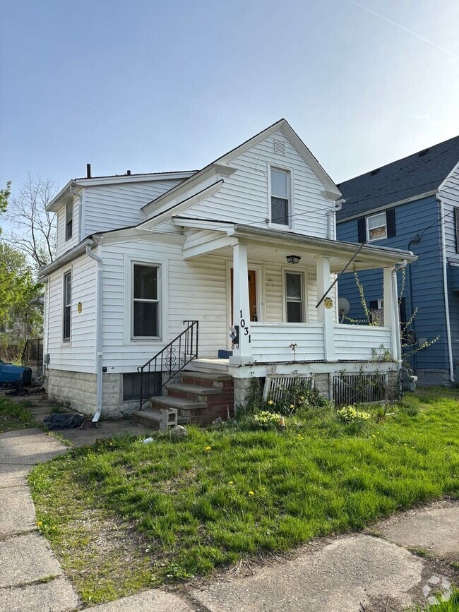 Building Photo - Charming 2-bedroom  Section 8 Accepted! Rental