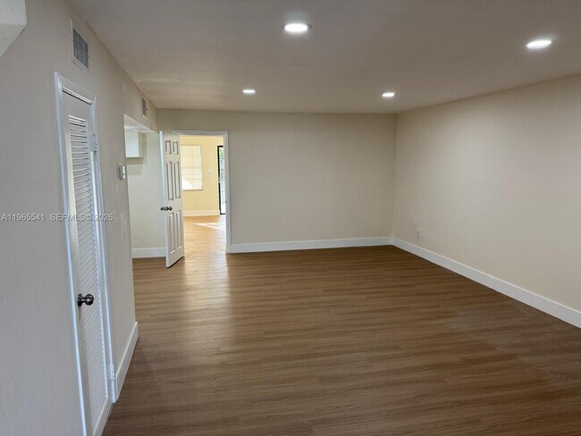 Photo - 7520 W 15th Ct