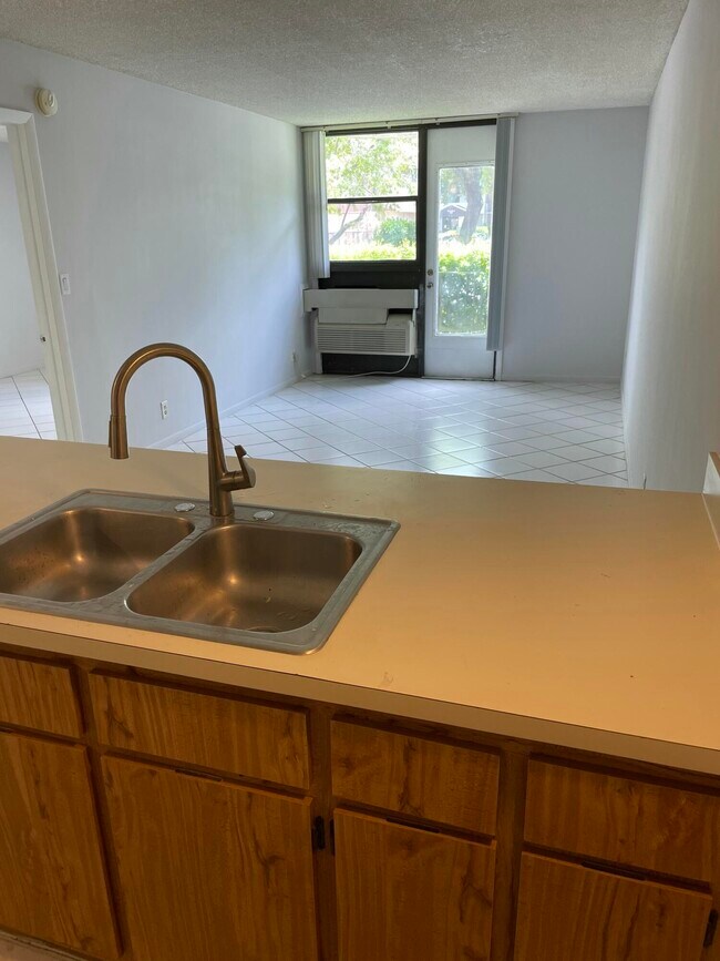 Photo - 2771 Riverside Dr Unit 113-A