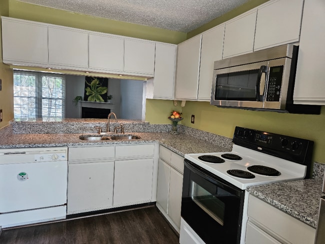 Photo - 116 St Andrews Ln