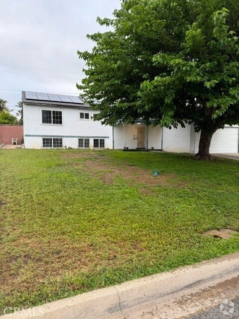 Building Photo - 959 E Edgecomb St Rental