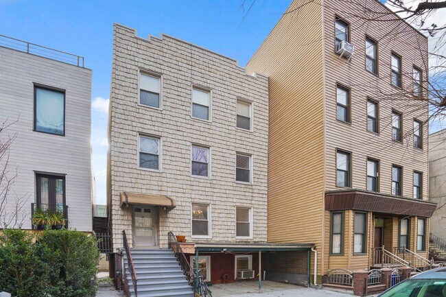 Photo - 74 Green St Townhome