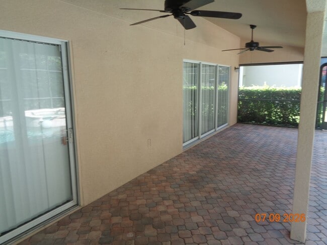 Photo - Beautiful 4 Bed/ 3bath Pool home