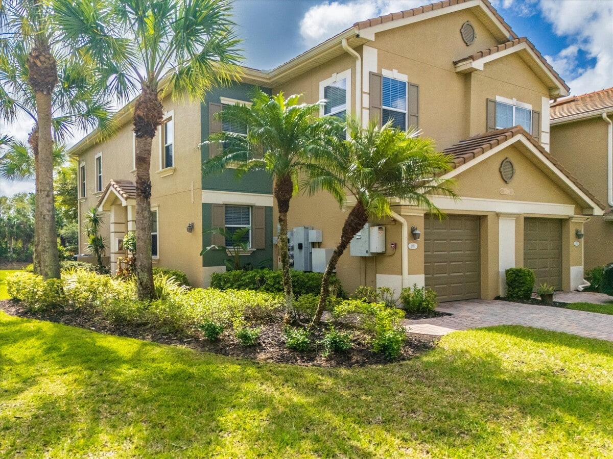 Photo - 3240 Cottonwood Bend Unit 201