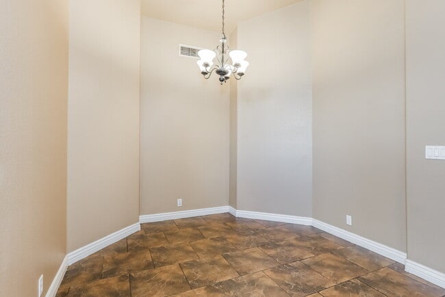 Photo - 2231 N 89th Ave