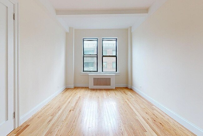 Photo - West 96th Street Unidad 12D