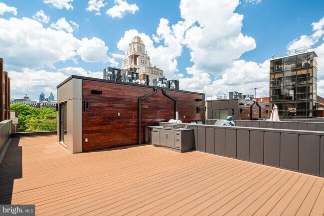 Photo - Old City Townhome with Parking