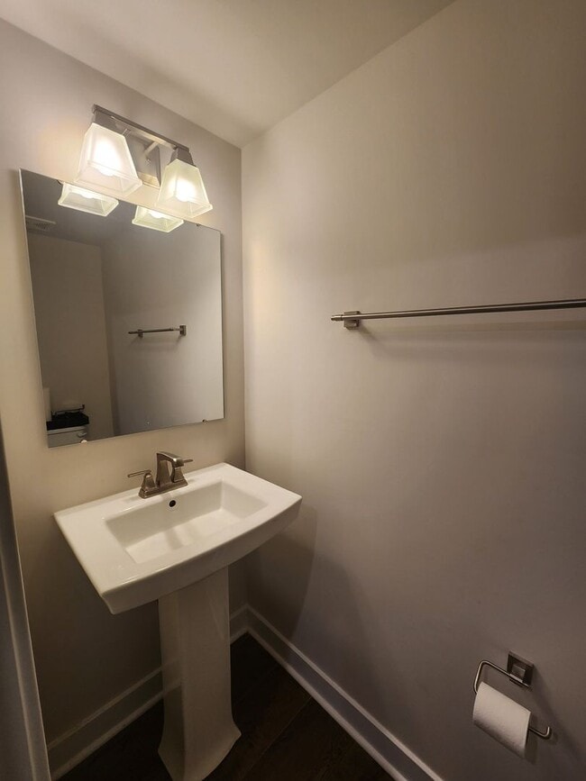 Photo - 3 Bedroom Townhome in Troutman