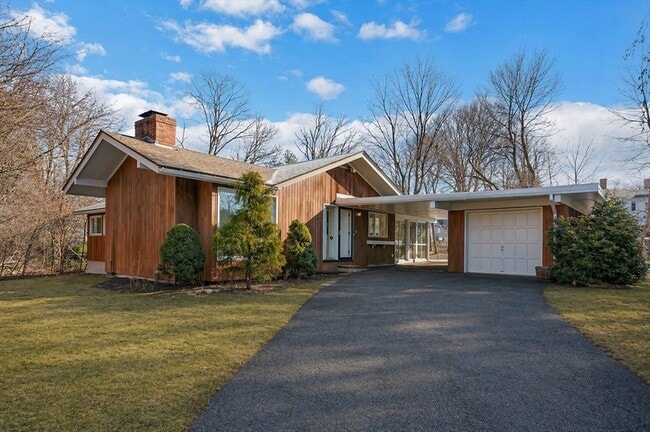 Building Photo - 34 Karlton Cir